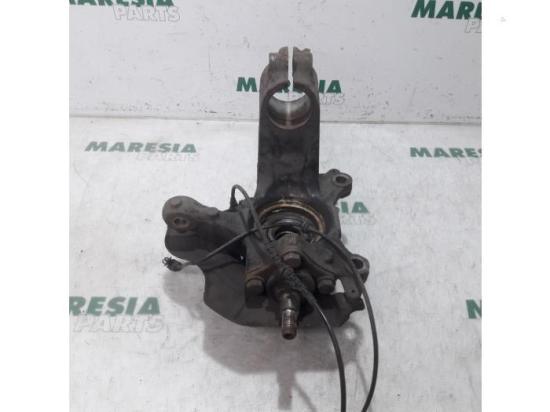 Achsschenkel links vorne Fiat Ducato Kasten 250 1357004080 Bild Achsschenkel links vorne Fiat Ducato Kasten 250 1357004080
