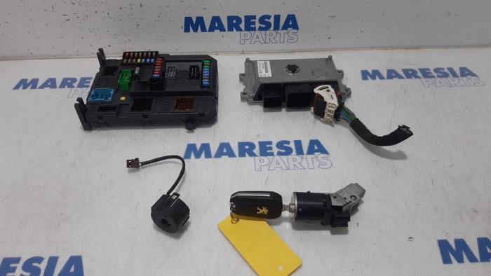 Steuergerät Motor Peugeot 208 I CA, CC 1612859880 Bild Steuergerät Motor Peugeot 208 I CA, CC 1612859880