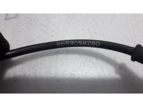 Achsschenkel rechts vorne Peugeot 3008 I 330785 Bild Achsschenkel rechts vorne Peugeot 3008 I 330785