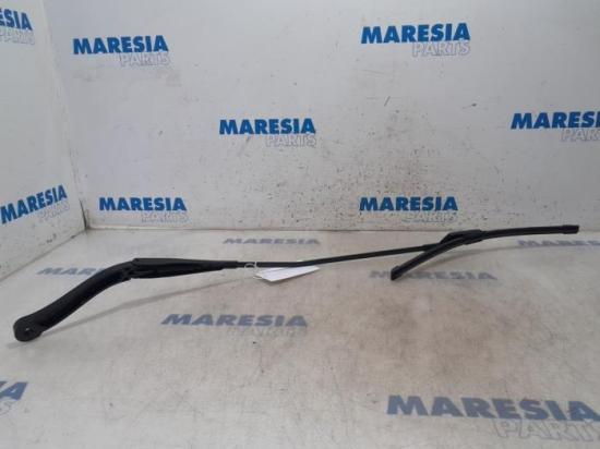 Wischerarm vorne Opel Vivaro B Kasten X82 97036203 Bild Wischerarm vorne Opel Vivaro B Kasten X82 97036203