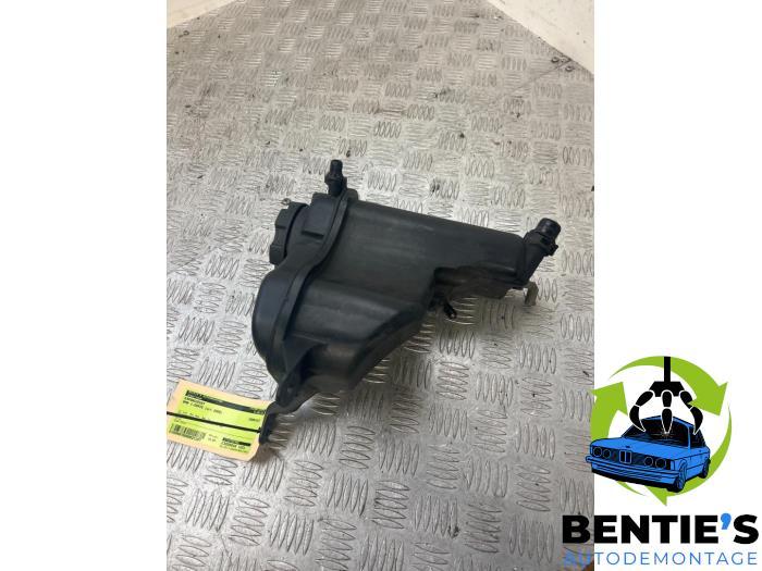 Ausgleichsbehälter BMW 1er E81 17137567462 Bild Ausgleichsbehälter BMW 1er E81 17137567462