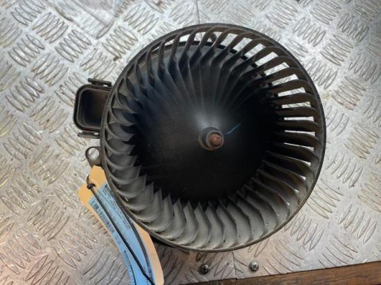Gebläsemotor BMW 1er F21 9319919 Bild Gebläsemotor BMW 1er F21 9319919