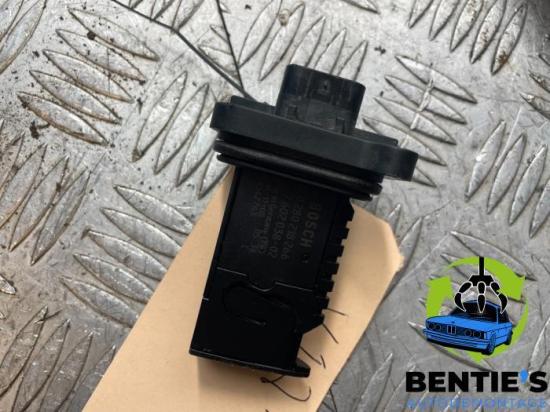 Luftmassenmesser BMW 1er F21 7602038 Bild Luftmassenmesser BMW 1er F21 7602038