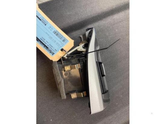 Lüftungsgitter Armaturenbrett BMW 1er F21 9205355 Bild Lüftungsgitter Armaturenbrett BMW 1er F21 9205355