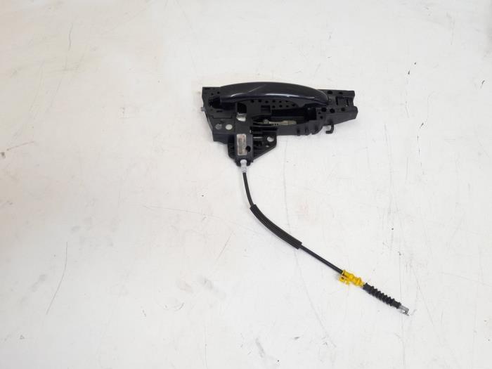 Türgriff rechts hinten Audi A4 Avant 8K, B8 8T0837205A Bild Türgriff rechts hinten Audi A4 Avant 8K, B8 8T0837205A