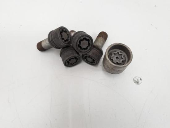 Radbolzensatz Audi A6 Avant 4G, C7 SLOTBOUT Bild Radbolzensatz Audi A6 Avant 4G, C7 SLOTBOUT