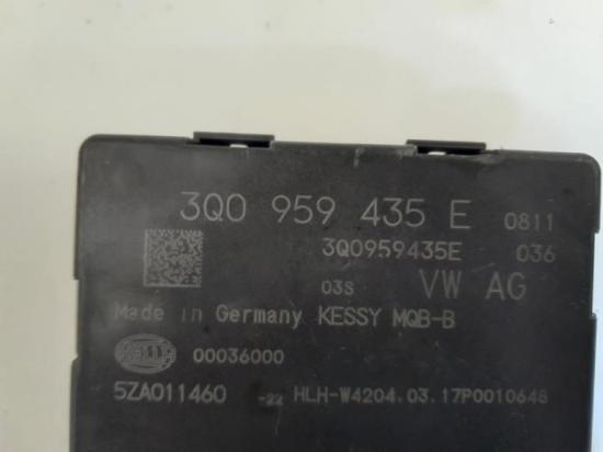 Sonstiges Teil VW Passat B8 Variant 3G 3Q0959435E Bild Sonstiges Teil VW Passat B8 Variant 3G 3Q0959435E