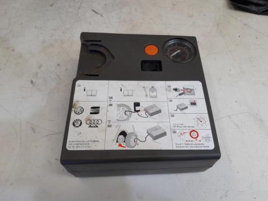 Sonstiges Teil VW Touran 1T3 8P0012615A Bild Sonstiges Teil VW Touran 1T3 8P0012615A