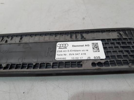 Zierleiste Audi A3 Sportback 8V 8V4947418 Bild Zierleiste Audi A3 Sportback 8V 8V4947418
