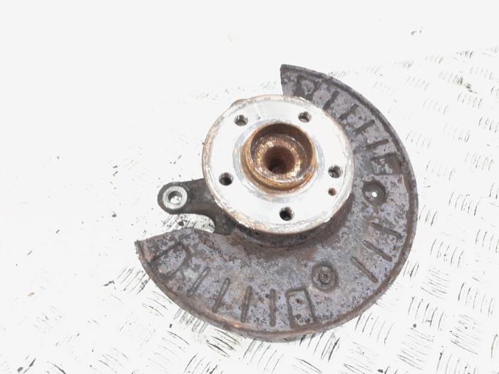 Achsschenkel rechts vorne Mercedes-Benz Vito/Mixto Kasten W639 A6393300732