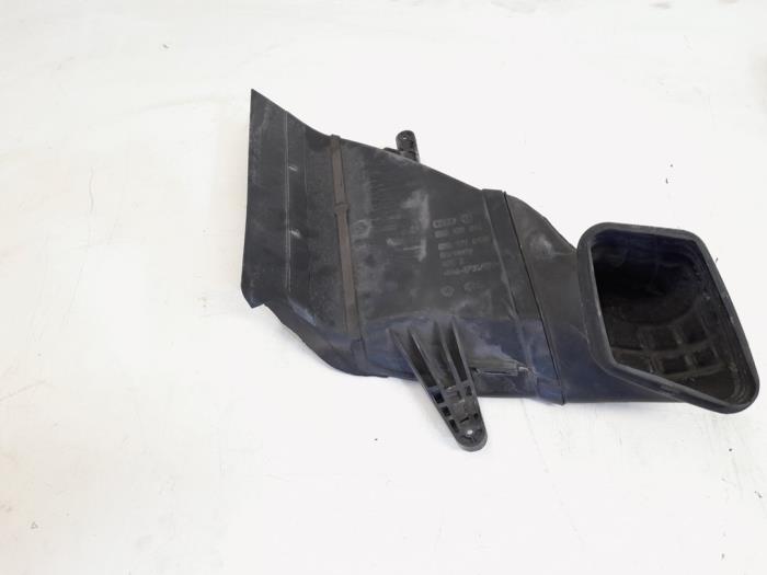 Ansaugschlauch für Luftfilter Audi A4 Avant 8K, B8 8K0129618A Bild Ansaugschlauch für Luftfilter Audi A4 Avant 8K, B8 8K0129618A