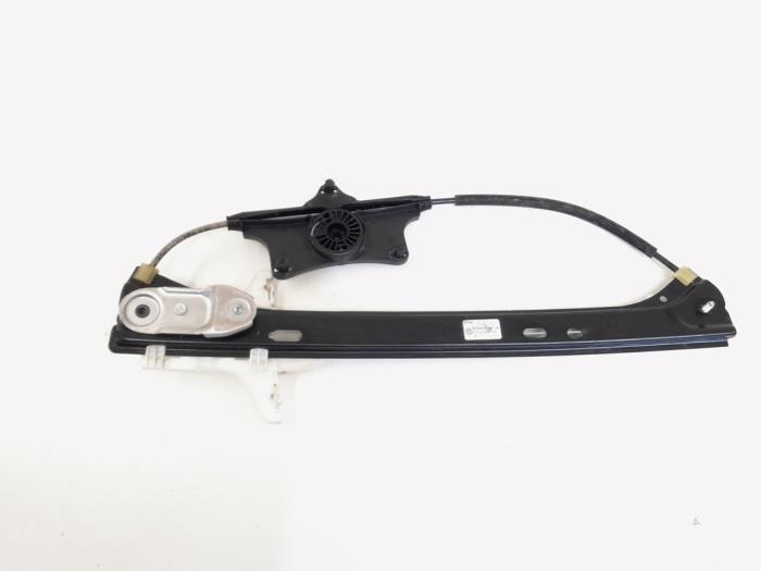 Fensterheber links hinten VW Passat B8 Variant 3G 3G9839461B Bild Fensterheber links hinten VW Passat B8 Variant 3G 3G9839461B