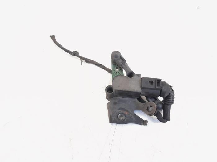 Niveauregulierung Audi A6 Avant 4G, C7 3C0907503