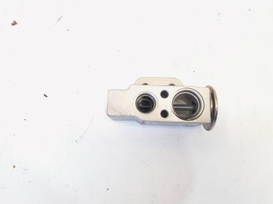 Expansionsventil für Klimaanlage Audi A4 Avant 8K, B8 8K0820679B Bild Expansionsventil für Klimaanlage Audi A4 Avant 8K, B8 8K0820679B