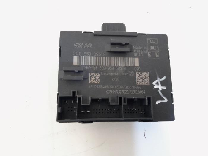 Zentralverriegelung VW Passat B8 Variant 3G 5Q0959593 Bild Zentralverriegelung VW Passat B8 Variant 3G 5Q0959593