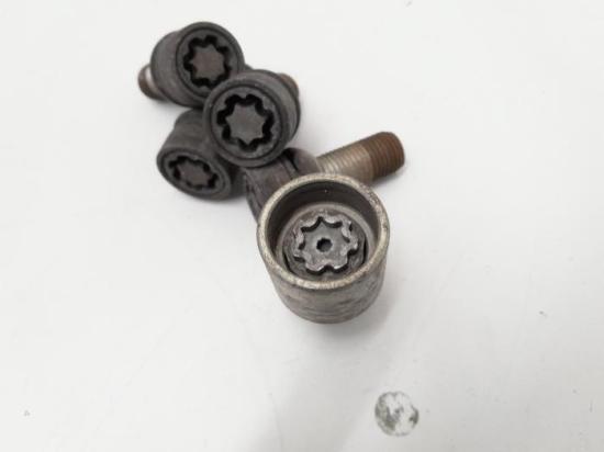 Radbolzensatz Audi A6 Avant 4G, C7 SLOTBOUT Bild Radbolzensatz Audi A6 Avant 4G, C7 SLOTBOUT