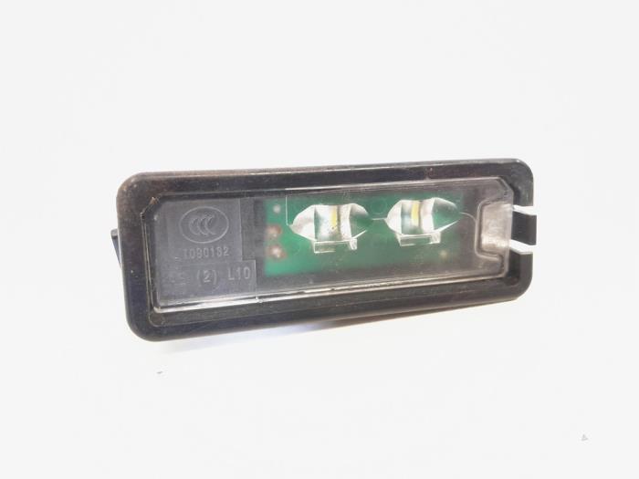 Kennzeichenleuchte mitte VW Golf VI 5K 1K8943021C Bild Kennzeichenleuchte mitte VW Golf VI 5K 1K8943021C