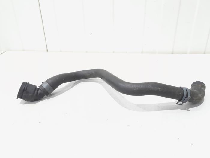 Kühlerschlauch Audi A3 Sportback 8V 5Q0122157BP Bild Kühlerschlauch Audi A3 Sportback 8V 5Q0122157BP