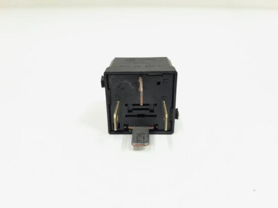 Relais Audi A6 Avant 4G, C7 4H0951253A Bild Relais Audi A6 Avant 4G, C7 4H0951253A