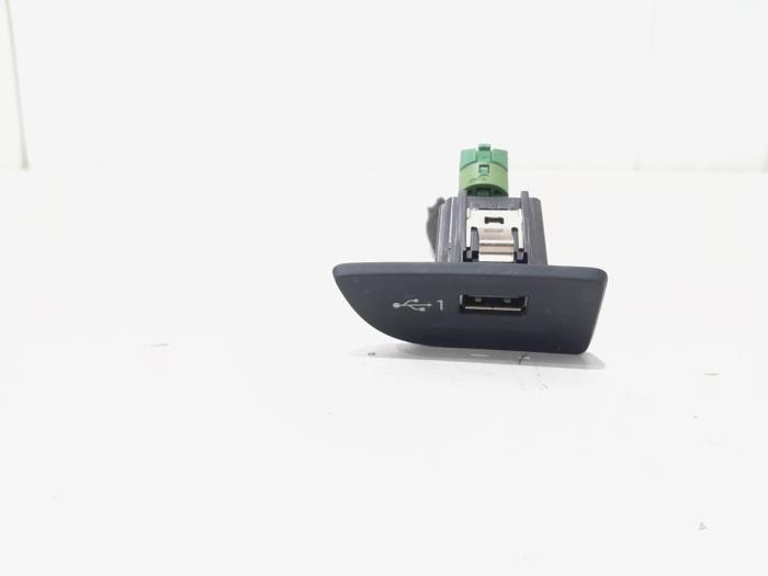 Sonstiges Teil Audi A3 Sportback 8V 8V1035726 Bild Sonstiges Teil Audi A3 Sportback 8V 8V1035726