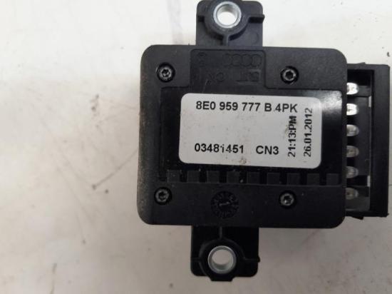 Schalter für Sitzverstellung VW Golf VI 5K 8E0959777B Bild Schalter für Sitzverstellung VW Golf VI 5K 8E0959777B