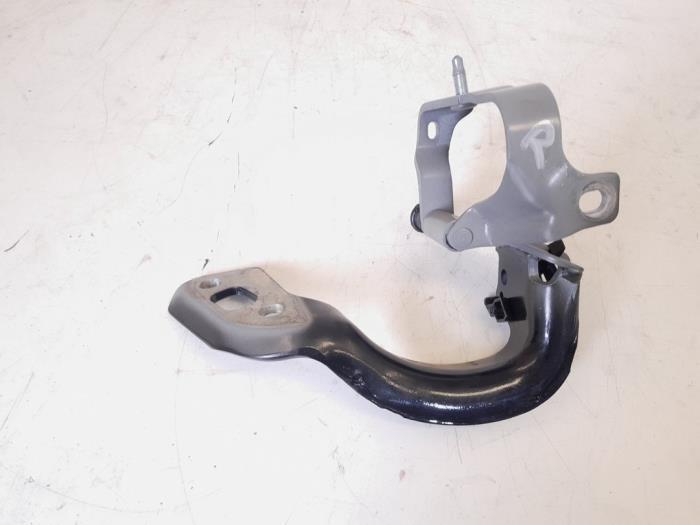 Heckklappenscharnier rechts Audi A4 Avant 8K, B8 8K9827300 Bild Heckklappenscharnier rechts Audi A4 Avant 8K, B8 8K9827300