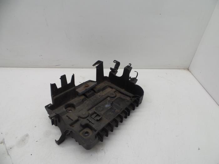 Batterieaufnahme OPEL Corsa D (S07) 13235642 Bild Batterieaufnahme OPEL Corsa D (S07) 13235642