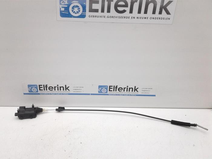 Stellmotor Tankklappe OPEL Corsa D (S07) 13208157