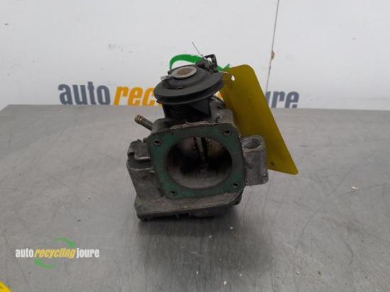 Drosselklappenstutzen VW Passat B5 Variant 3B5 021133066 Bild Drosselklappenstutzen VW Passat B5 Variant 3B5 021133066