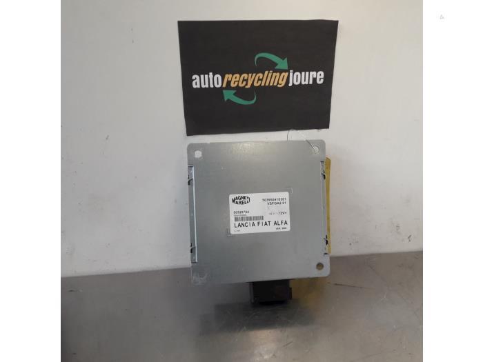 Audio-Verstärker Fiat Punto Evo 199 50520764 Bild Audio-Verstärker Fiat Punto Evo 199 50520764