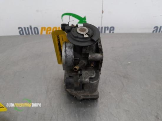 Drosselklappenstutzen VW Passat B5 Variant 3B5 021133066 Bild Drosselklappenstutzen VW Passat B5 Variant 3B5 021133066