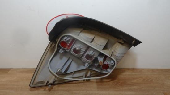 Rücklicht Rechts Aussen 93186477 Opel Astra H SW (L35) Kombi 1.9 CDTi 120 (Z19DT) Bild Rücklicht Rechts Aussen 93186477 Opel Astra H SW (L35) Kombi 1.9 CDTi 120 (Z19DT)