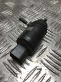 Scheibenwaschpumpe Vorne 67127302588 BMW 1 serie (F21) Schrägheck 3-drs 118d 2.0 16V (B47-D20A)