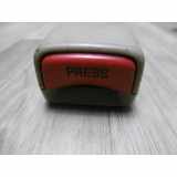 Gürtelschnalle Links Vorne 7323002120B0 Toyota Corolla (E12) Schrägheck 2.0 D-4D 16V 90 (1CD-FTV) 2003