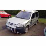 Bremstrommel Links Hinten 424724 Peugeot Partner Combispace Großraumlimousine 1.6 16V (TU5JP4(NFU)) 2007