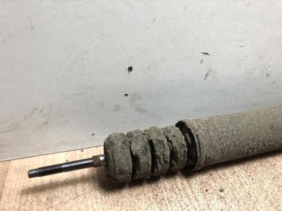 Stoßdämpfer Links Hinten 8200953294 Dacia Logan (LS) Limousine 1.4 (K7J-710) Bild Stoßdämpfer Links Hinten 8200953294 Dacia Logan (LS) Limousine 1.4 (K7J-710)