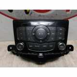 Fernbedienung Radio 95485438 Daewoo / Chevrolet Cruze Limousine 1.8 16V VVT (F18D4) 2012