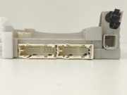 Sicherungskasten 8273052M81 Toyota Yaris III (P13) Schr?gheck 1.0 12V VVT-i (1KR-FE) 2012-08