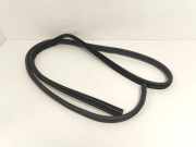 Türgummis Rechts Hinten 828309U10A Nissan Note (E11) Großraumlimousine 1.4 16V (CR14DE) 2010-09