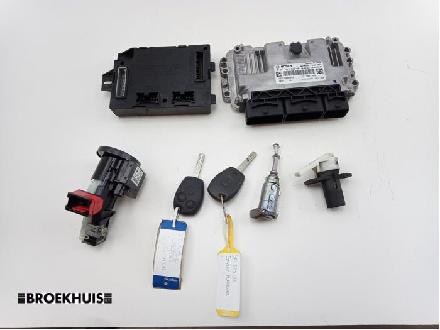 Steuergerät für Einspritzanlage Smart Forfour Schrägheck 453 237105748R