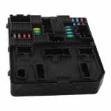 Sicherungskasten 284B10644R Renault Espace (RFCJ) Großraumlimousine 1.6 Energy dCi 160 (R9M-452(R9M-D4)) 2017-06