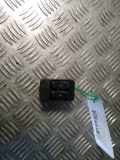 Schalter Für Elekt. Fensterheber 9100300 Opel Zafira (F75) Großraumlimousine 2.2 DTI 16V (Y22DTR) 2003-10