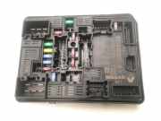 Sicherungskasten 284B04064R Dacia Sandero III Schrägheck 1.0 TCe 100 12V ECO-G (H4D-480) 2021-08