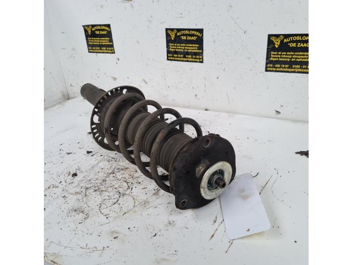 Federbein links vorne Skoda Fabia Kombi 6Y Bild Federbein links vorne Skoda Fabia Kombi 6Y