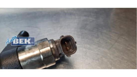 Einspritzdüse Opel Meriva B 55570012 Bild Einspritzdüse Opel Meriva B 55570012