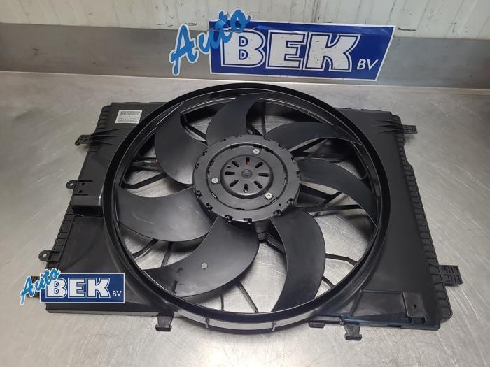 Elektromotor für Gebläse Steuergerätebox Mercedes-Benz C-Klasse W204 A2049066802