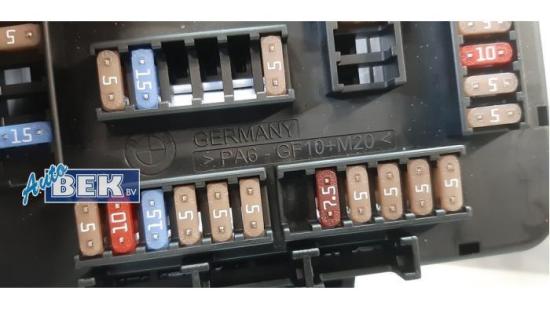 Sicherungskasten BMW 3er Touring F31 6114V8 Bild Sicherungskasten BMW 3er Touring F31 6114V8
