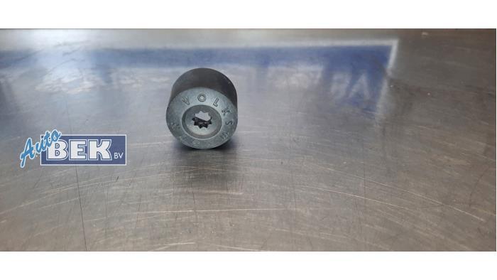 Sonstiges Teil VW Golf VI 5K 1K0601173