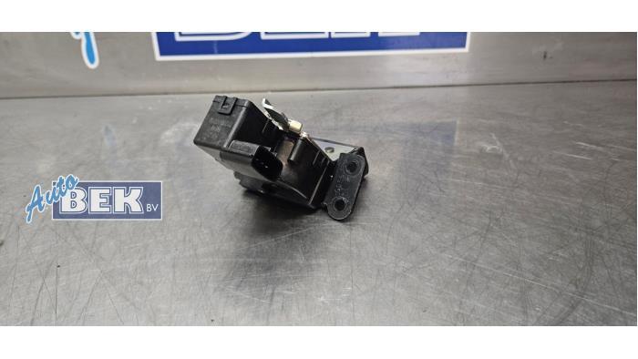 Klappenschlosszug Kia Ceed 2 JD 81230A6000