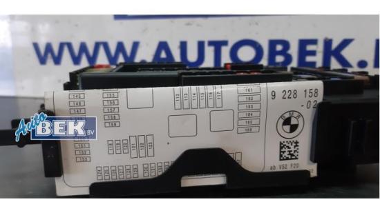Sicherungskasten BMW 3er Touring F31 6114V8 Bild Sicherungskasten BMW 3er Touring F31 6114V8